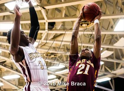 Thumbnail 1 in Christ the King vs Sacred Heart (Spalding HoopHall Classic) photogallery.