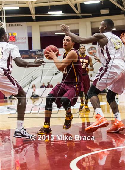 Thumbnail 2 in Christ the King vs Sacred Heart (Spalding HoopHall Classic) photogallery.