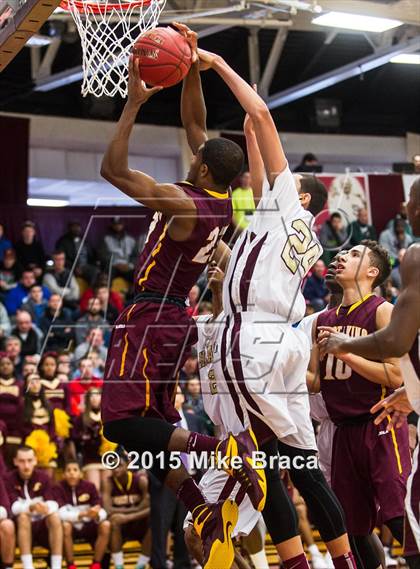 Thumbnail 2 in Christ the King vs Sacred Heart (Spalding HoopHall Classic) photogallery.