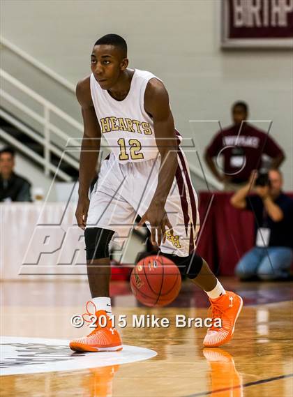 Thumbnail 3 in Christ the King vs Sacred Heart (Spalding HoopHall Classic) photogallery.