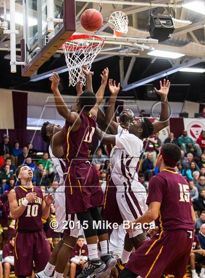 Thumbnail 2 in Christ the King vs Sacred Heart (Spalding HoopHall Classic) photogallery.