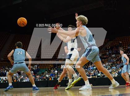 Thumbnail 3 in Valor Christian @ Ralston Valley (CHSAA 6A Great 8) photogallery.