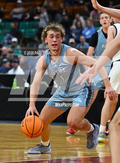 Thumbnail 3 in Valor Christian @ Ralston Valley (CHSAA 6A Great 8) photogallery.