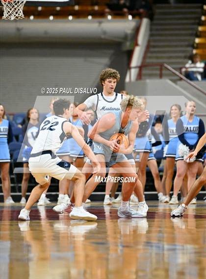 Thumbnail 3 in Valor Christian @ Ralston Valley (CHSAA 6A Great 8) photogallery.