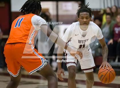 Thumbnail 1 in JV: East St. Louis @ Belleville West photogallery.