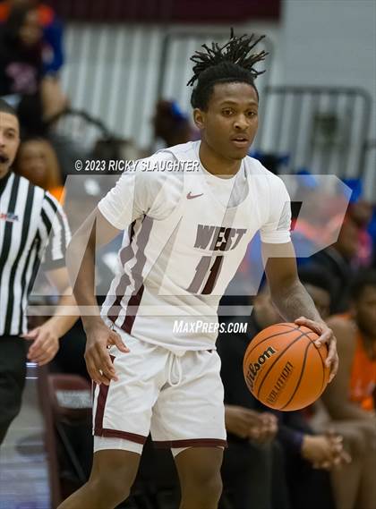 Thumbnail 1 in JV: East St. Louis @ Belleville West photogallery.