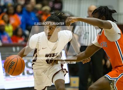 Thumbnail 1 in JV: East St. Louis @ Belleville West photogallery.
