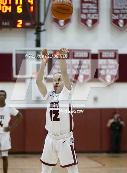 Thumbnail 3 in JV: East St. Louis @ Belleville West photogallery.