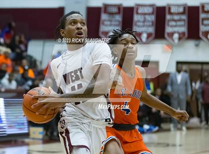 Thumbnail 2 in JV: East St. Louis @ Belleville West photogallery.