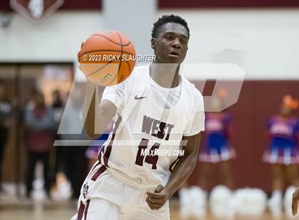 Thumbnail 1 in JV: East St. Louis @ Belleville West photogallery.