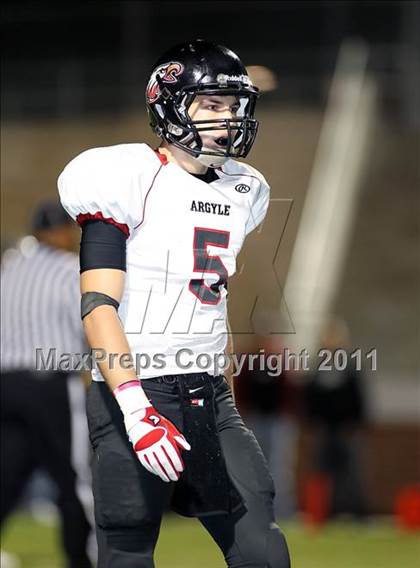 Thumbnail 1 in Argyle vs. Carthage (3A Division 2 Region 2 Semifinals) photogallery.