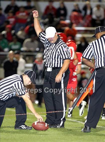 Thumbnail 3 in Argyle vs. Carthage (3A Division 2 Region 2 Semifinals) photogallery.