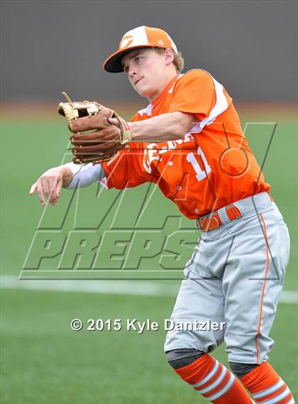 Thumbnail 3 in Celina vs Bonham (UIL 4A Region 2 Area) photogallery.