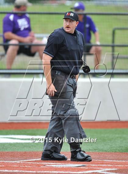 Thumbnail 1 in Celina vs Bonham (UIL 4A Region 2 Area) photogallery.