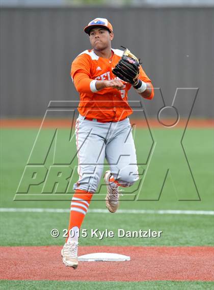 Thumbnail 1 in Celina vs Bonham (UIL 4A Region 2 Area) photogallery.