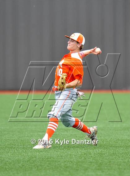 Thumbnail 3 in Celina vs Bonham (UIL 4A Region 2 Area) photogallery.