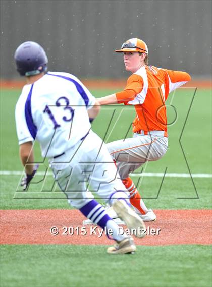 Thumbnail 1 in Celina vs Bonham (UIL 4A Region 2 Area) photogallery.