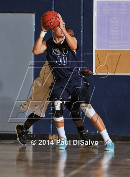 Thumbnail 1 in George Washington vs. Valor Christian (Columbine Classic Tournament) photogallery.
