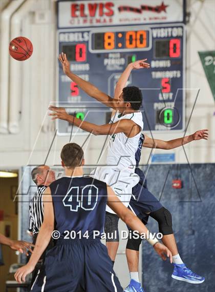 Thumbnail 3 in George Washington vs. Valor Christian (Columbine Classic Tournament) photogallery.