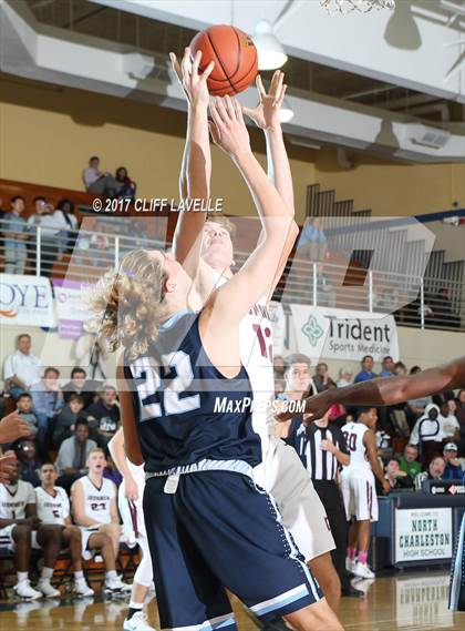 Thumbnail 1 in Pinewood Prep vs Don Bosco Prep (Rotary Roundball Classic) photogallery.