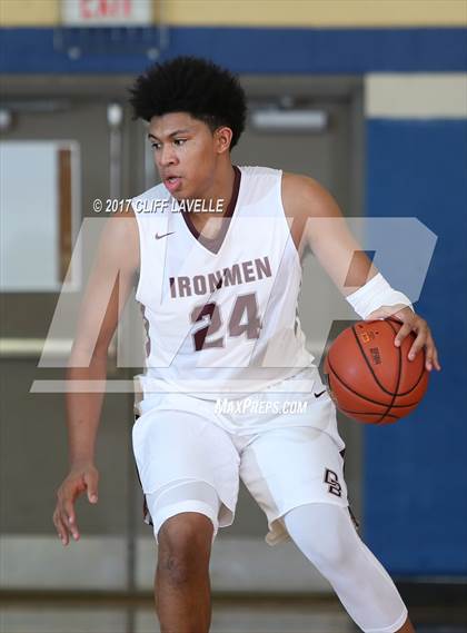 Thumbnail 3 in Pinewood Prep vs Don Bosco Prep (Rotary Roundball Classic) photogallery.
