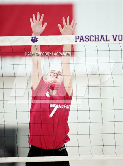 Thumbnail 2 in North Crowley vs Paschal photogallery.