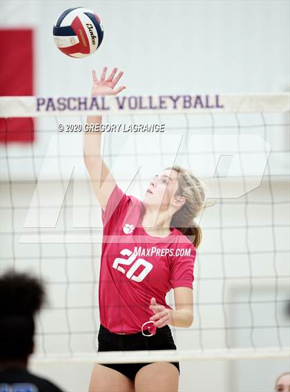 Thumbnail 2 in North Crowley vs Paschal photogallery.
