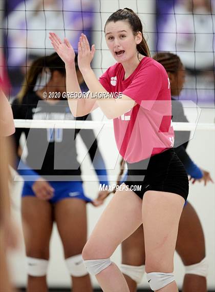 Thumbnail 1 in North Crowley vs Paschal photogallery.