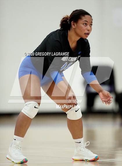 Thumbnail 2 in North Crowley vs Paschal photogallery.