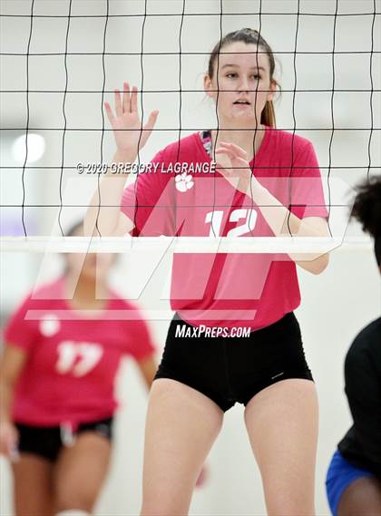 Thumbnail 3 in North Crowley vs Paschal photogallery.