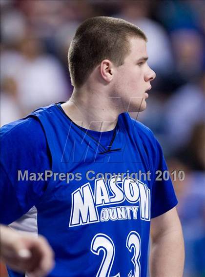 Thumbnail 3 in Mason County vs. Shelby Valley (KHSAA Sweet 16 Semifinal) photogallery.