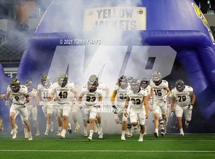 Thumbnail 2 in Stephenville vs. LBJ Austin (UIL Football 4A D1 Finals) photogallery.