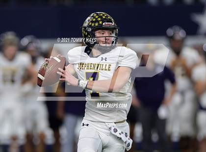 Thumbnail 3 in Stephenville vs. LBJ Austin (UIL Football 4A D1 Finals) photogallery.