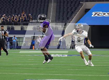 Thumbnail 1 in Stephenville vs. LBJ Austin (UIL Football 4A D1 Finals) photogallery.