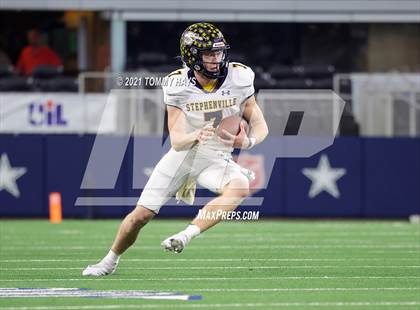 Thumbnail 3 in Stephenville vs. LBJ Austin (UIL Football 4A D1 Finals) photogallery.