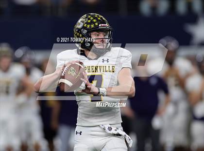 Thumbnail 2 in Stephenville vs. LBJ Austin (UIL Football 4A D1 Finals) photogallery.
