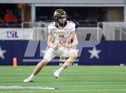 Thumbnail 1 in Stephenville vs. LBJ Austin (UIL Football 4A D1 Finals) photogallery.