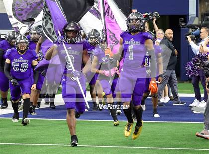 Thumbnail 2 in Stephenville vs. LBJ Austin (UIL Football 4A D1 Finals) photogallery.