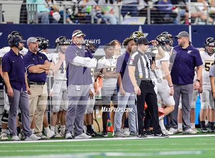 Thumbnail 2 in Stephenville vs. LBJ Austin (UIL Football 4A D1 Finals) photogallery.