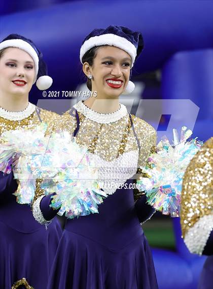 Thumbnail 2 in Stephenville vs. LBJ Austin (UIL Football 4A D1 Finals) photogallery.