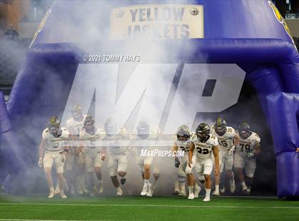 Thumbnail 3 in Stephenville vs. LBJ Austin (UIL Football 4A D1 Finals) photogallery.