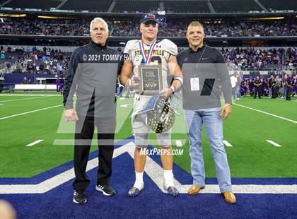 Thumbnail 2 in Stephenville vs. LBJ Austin (UIL Football 4A D1 Finals) photogallery.