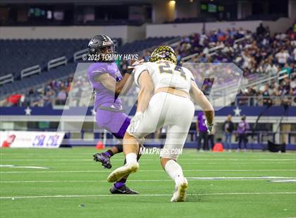 Thumbnail 3 in Stephenville vs. LBJ Austin (UIL Football 4A D1 Finals) photogallery.