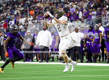 Thumbnail 2 in Stephenville vs. LBJ Austin (UIL Football 4A D1 Finals) photogallery.