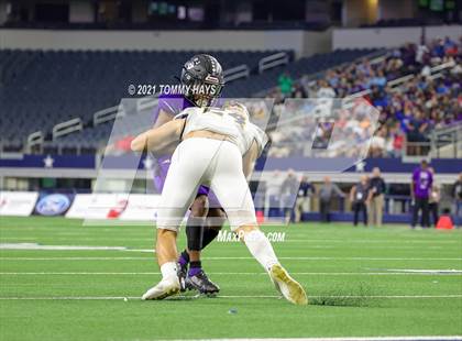 Thumbnail 1 in Stephenville vs. LBJ Austin (UIL Football 4A D1 Finals) photogallery.