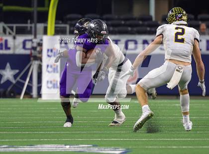 Thumbnail 2 in Stephenville vs. LBJ Austin (UIL Football 4A D1 Finals) photogallery.