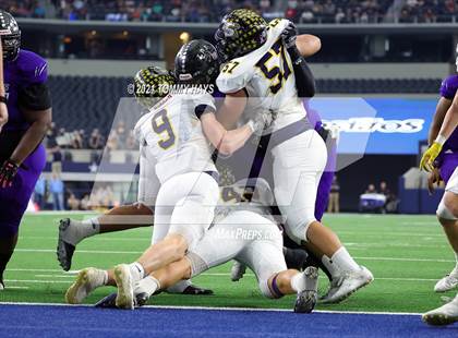 Thumbnail 2 in Stephenville vs. LBJ Austin (UIL Football 4A D1 Finals) photogallery.
