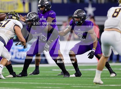 Thumbnail 1 in Stephenville vs. LBJ Austin (UIL Football 4A D1 Finals) photogallery.