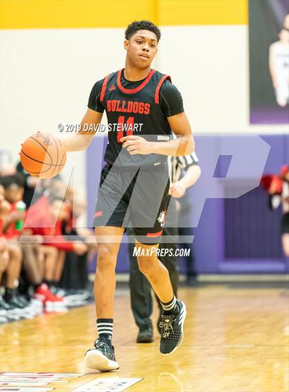 Thumbnail 3 in McKinley vs Jackson (OHSAA Division 1 Sectional Quarterfinal) photogallery.