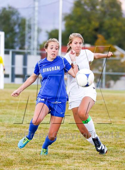 Thumbnail 1 in Bingham vs Hillcrest (UHSAA 5A First Round Playoff) photogallery.
